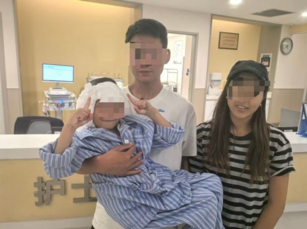 诚信双盈 医保新政落地四川，彝族孩童人工耳蜗成功植入终获“新声”