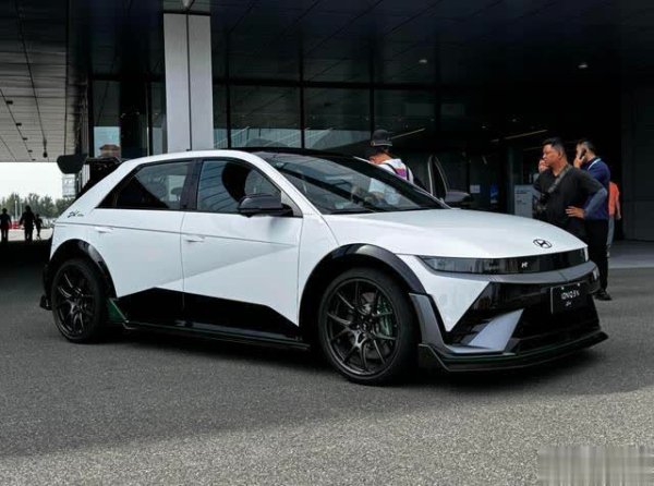 中银两融 现代IONIQ 5 N Edition国内首秀，配备专属套件！